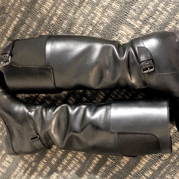 ✨sold✨Authentic Christian louboutin leather boots. - Picture 7 of 8